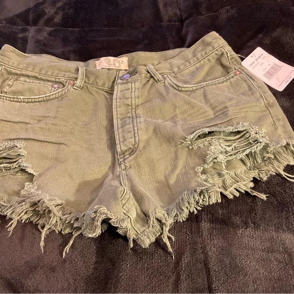 NWT Good Loving Vibrations Shorts - Picture 5 of 12